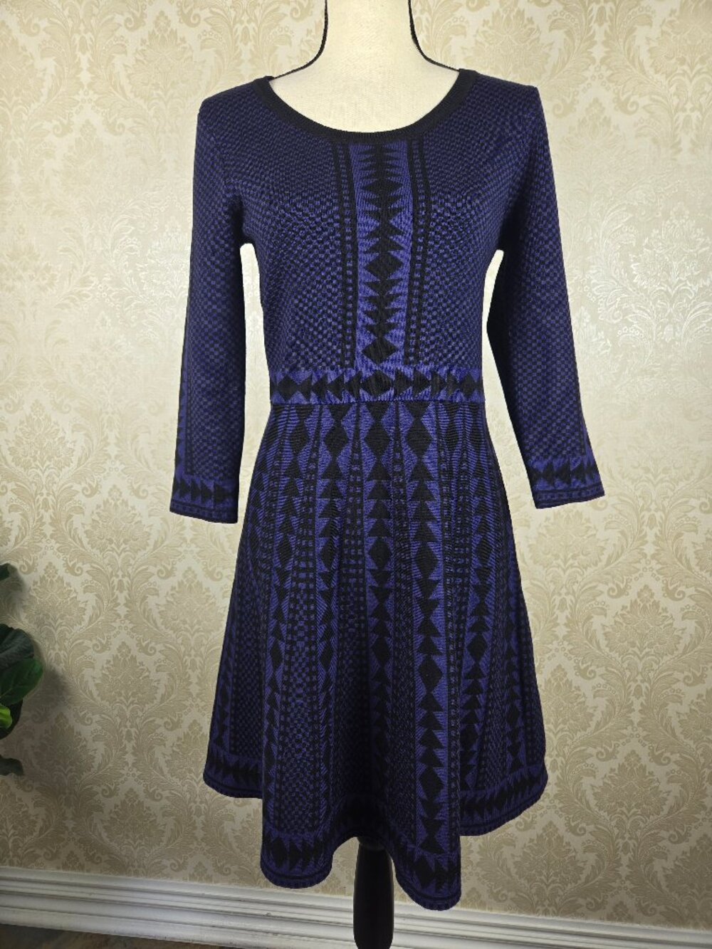 Nina Leonard Size Medium Blue Black Sweater Dress Fit & Flare ¾ Sleeve Winter